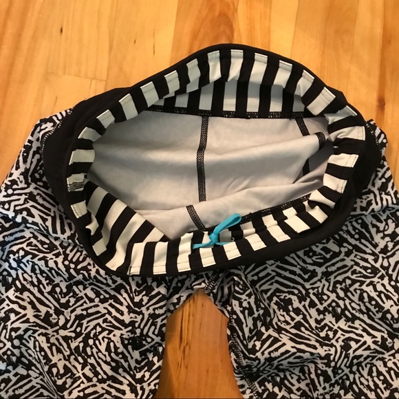 LULULEMON Run: Inspire Crop II Mini Brushed Animal - Picture 5 of 8